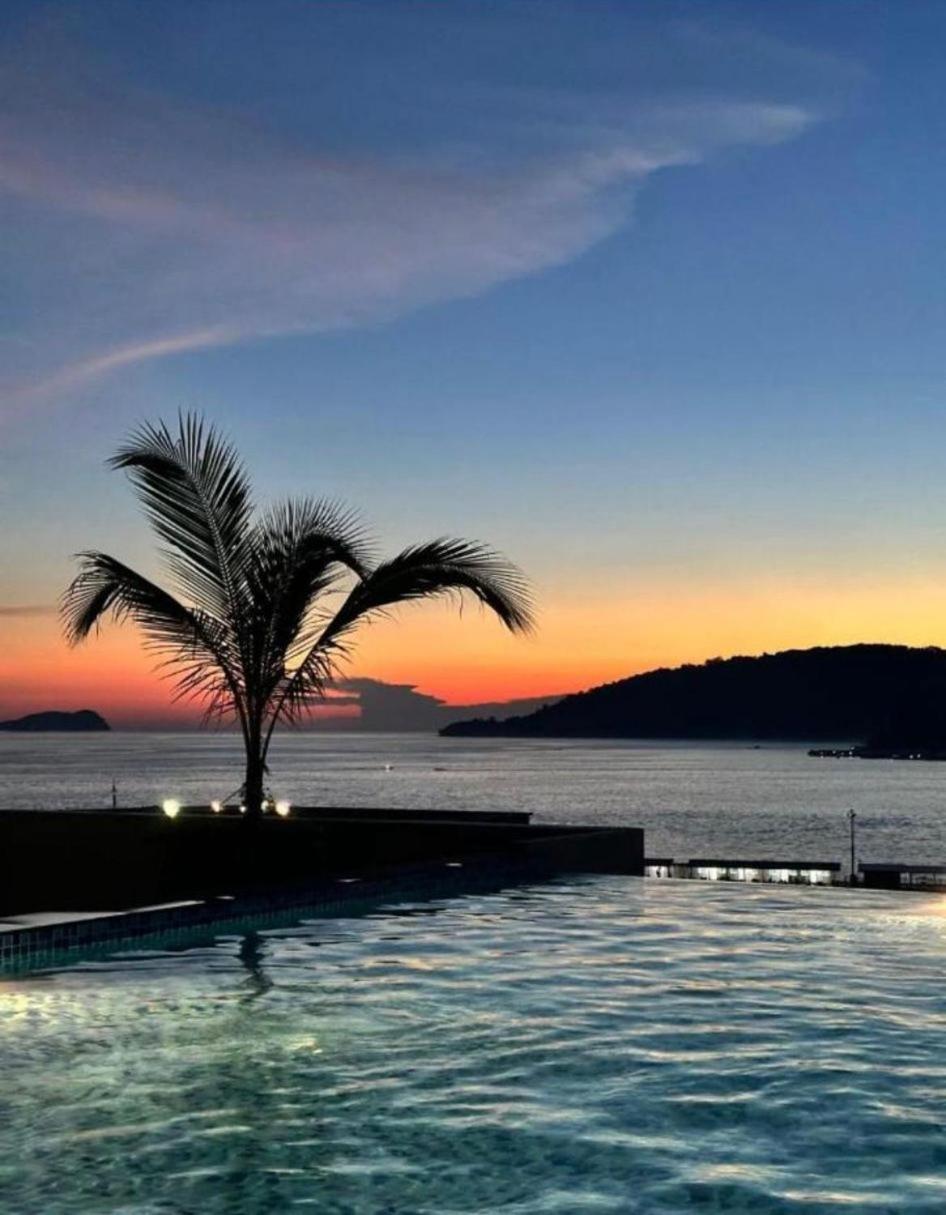 Ferienwohnung Sunset View Jesselton Quay Near Jesselton Point Near Suria Sabah Near Gaya Street Kota Kinabalu Exterior foto